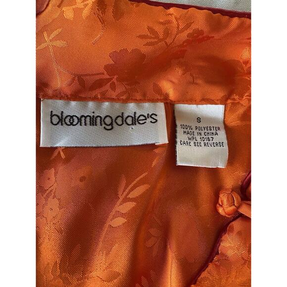 BLOOMINGDALES VINTAGE SILKY ORANGE/RED PAJAMA TOP /JACKET - Picture 9 of 9